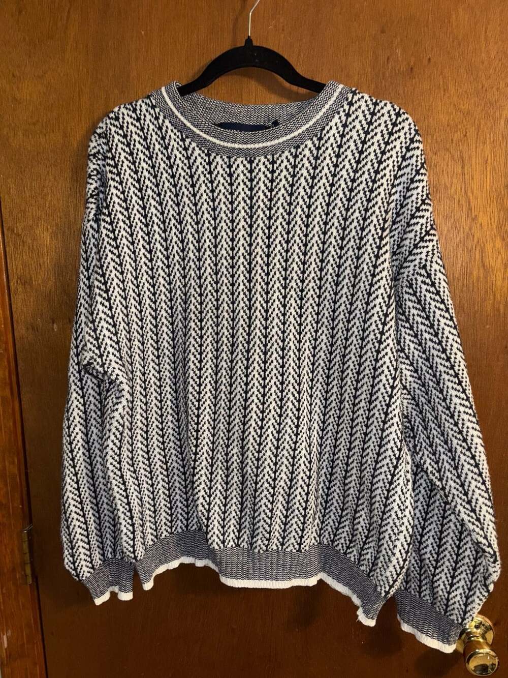 John Weitz Sweater Size M Blue White Geometric Cotton